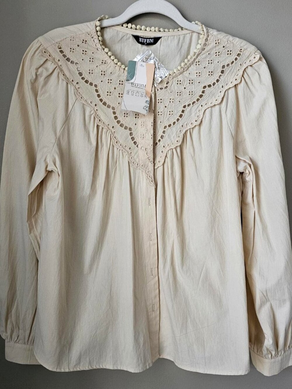 BTFBM Boho Eyelet Lace Blouse Medium Cream Long Sleeve Peasant Top Cottagecore